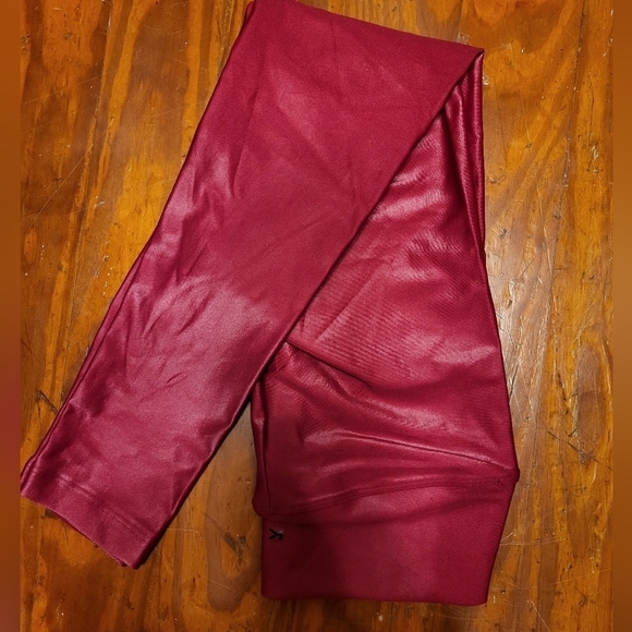 Koral Med Women's Infinity Rhubarb color leggings - Picture 12 of 12